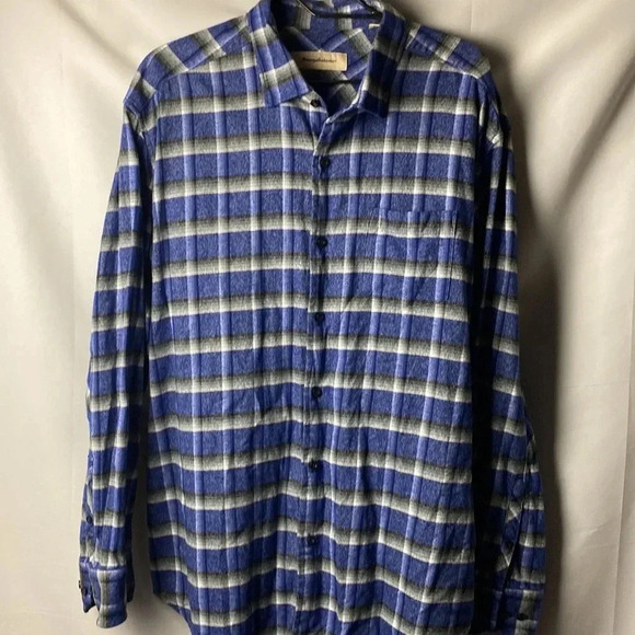 TOMMY BAHAMA MENS SIZE XL BLUE AND BLACK PLAID 100% COTTON FLANNEL SHIRT… - Picture 3 of 10